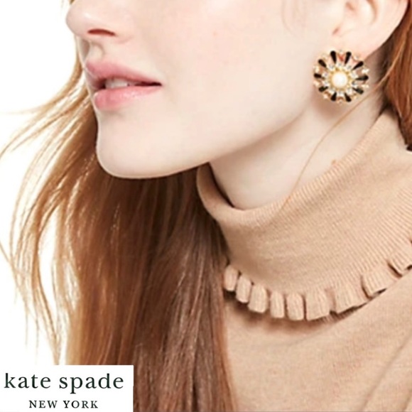 NWT kate spade tuxedo pearls studs - Picture 1 of 9